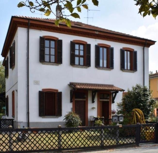 הוילה קפריאטה סן ג'רבסיו Crespi D'Adda A "Colori" מראה חיצוני תמונה